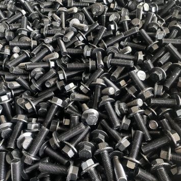 DIN 6921 flange bolts